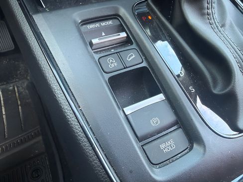Used 2026 Honda CR-V EX-L image 32