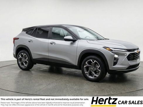 Used 2025 Chevrolet Trax LT w/ LT Convenience Package image 1