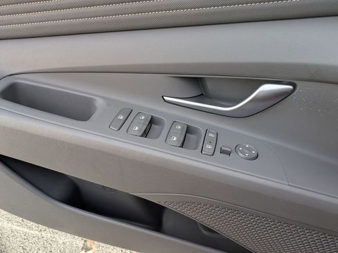 Certified 2023 Hyundai Elantra SEL w/ Convenience Package image 10