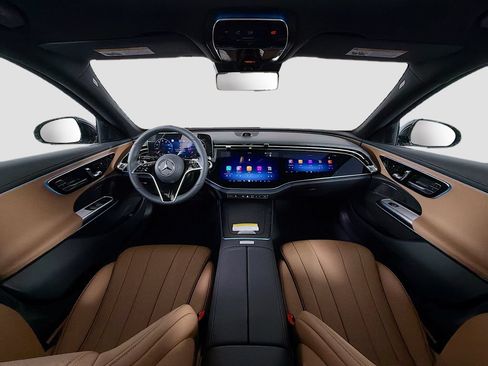 New 2026 Mercedes-Benz E 350 4MATIC Sedan image 9