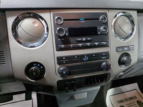 Used 2016 Ford F250 XLT w/ XLT Value Package AWD/4WD image 13