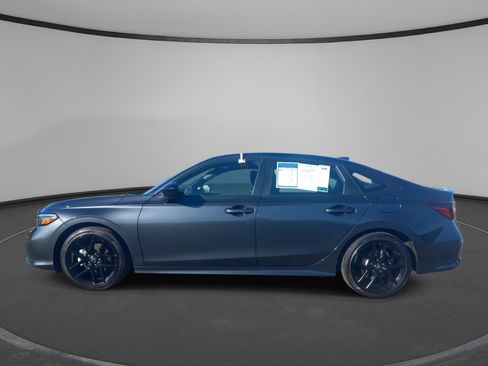 Used 2025 Honda Civic Sport image 3