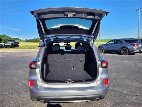 Certified 2023 Ford Escape ST-Line w/ Tech Pack #1 AWD/4WD image 8