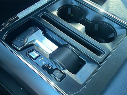 New 2025 Ford F150 Lightning Lariat image 29