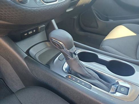 Used 2023 Chevrolet Malibu LS image 11