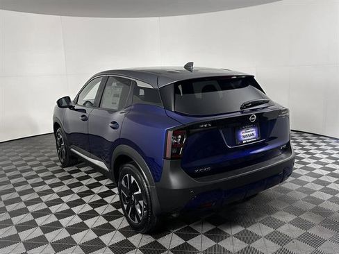 New 2025 Nissan Kicks SV w/ Illumination Package image 7