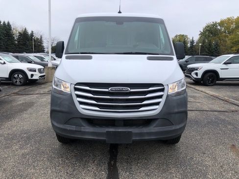 Used 2019 Freightliner Sprinter 2500 w/ Driver Convenience Package image 2