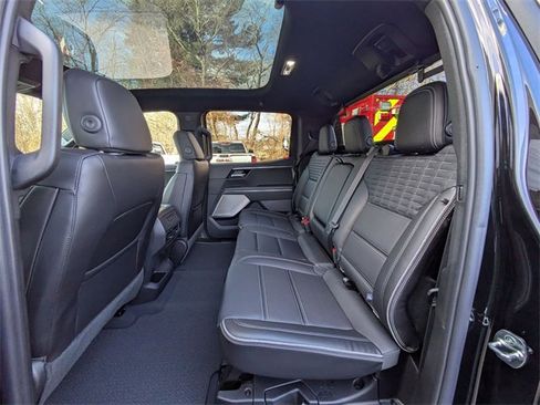 New 2025 GMC Sierra EV Denali image 28