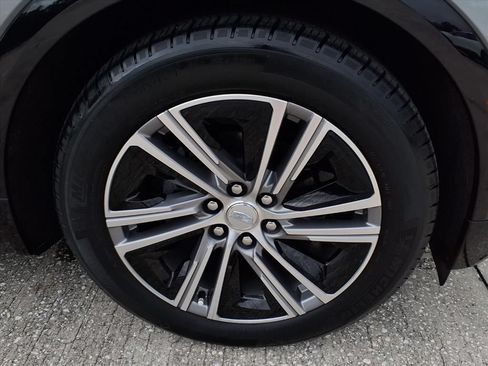 Certified 2024 Cadillac Lyriq Luxury RWD image 7