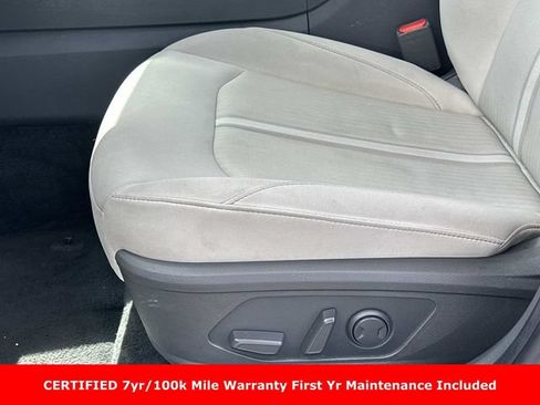 Used 2025 Hyundai Sonata SEL FWD image 17