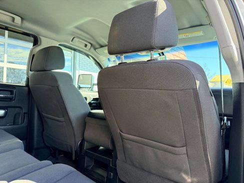 Used 2019 Chevrolet Silverado 2500 LT image 32