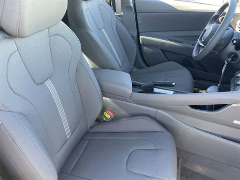 New 2026 Hyundai Elantra SE image 10