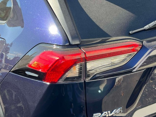 Used 2019 Toyota RAV4 XLE w/ All Weather Liner Package AWD/4WD image 13