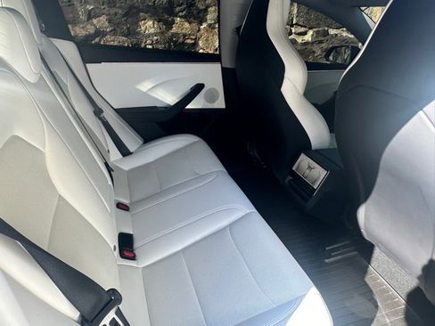 Used 2024 Tesla Model 3 Performance image 61