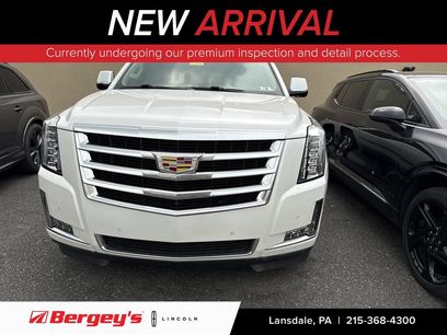 Used 2019 Cadillac Escalade Luxury