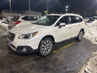 Used 2017 Subaru Outback 3.6R Touring video 2