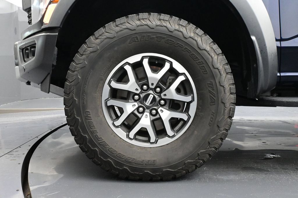 Used 2022 Ford F150 Raptor w/ Equipment Group 801A High AWD/4WD image 6