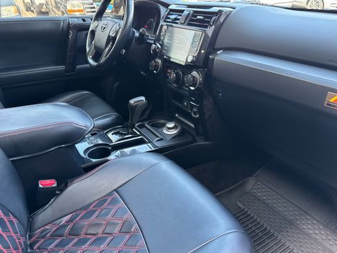 Used 2023 Toyota 4Runner 40th Anniversary SE AWD/4WD image 15