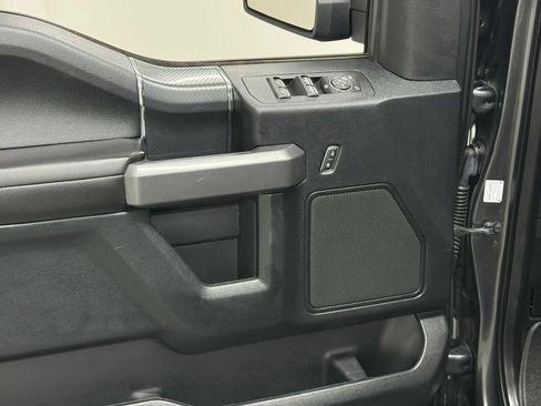Used 2018 Ford F150 XLT w/ Equipment Group 302A Luxury AWD/4WD image 25