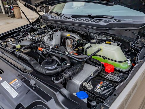 Used 2026 Ford F450 Platinum w/ Platinum Plus Package image 39