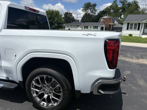 Used 2026 GMC Sierra 1500 SLT w/ SLT Premium Package AWD/4WD image 10