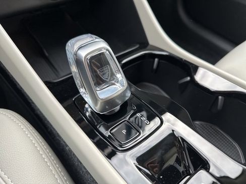 New 2026 Volvo XC40 B5 Plus w/ Protection Package Premier image 14