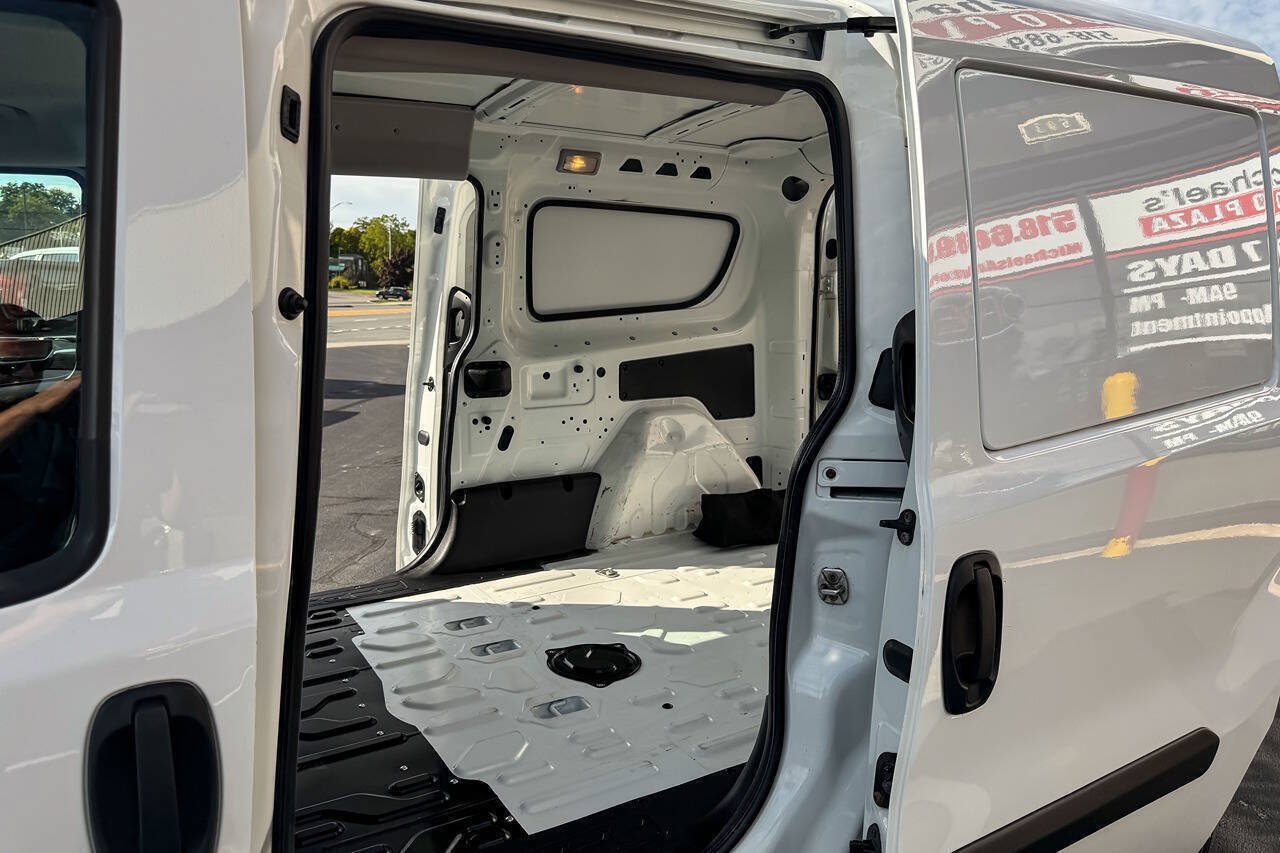 Used 2018 RAM ProMaster City Tradesman FWD image 19