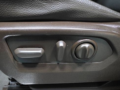 Used 2021 GMC Sierra 2500 Denali w/ Denali Black Diamond Edition image 32