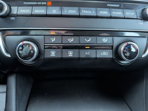 Used 2020 Kia Optima LX image 15