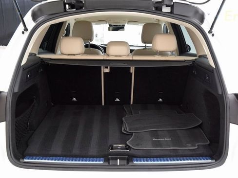 Used 2022 Mercedes-Benz GLC 300 image 31