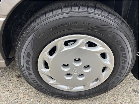 Used 1997 Toyota Camry LE image 11