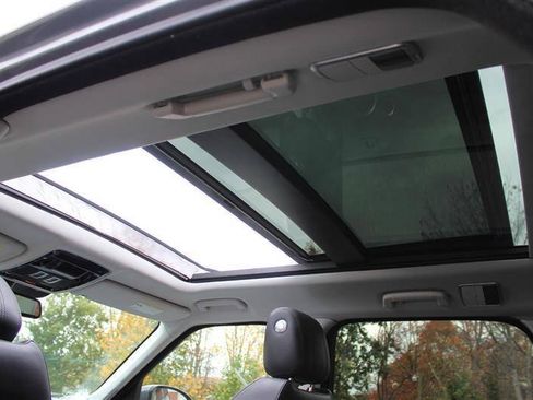 Used 2014 Land Rover Range Rover Sport HSE AWD/4WD image 28