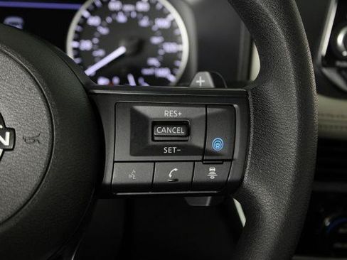 Certified 2024 Nissan Rogue SV FWD image 27