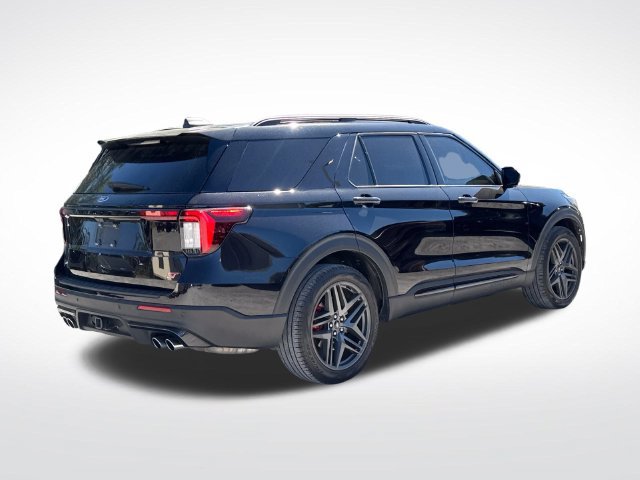 Used 2025 Ford Explorer ST AWD/4WD image 6