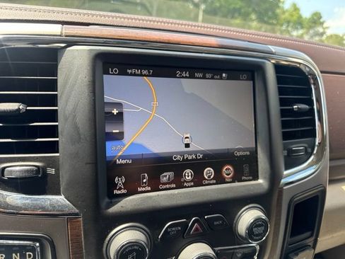 Used 2016 RAM 1500 Laramie w/ Convenience Group AWD/4WD image 21