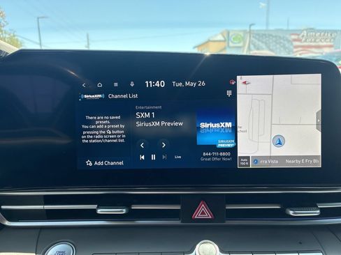 Used 2025 Hyundai Elantra SEL FWD image 18