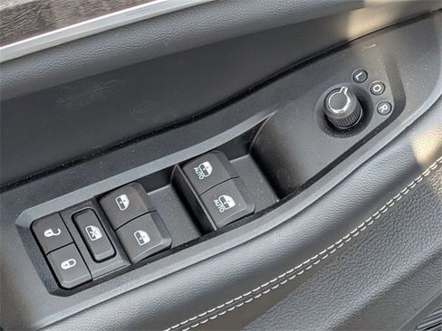 New 2025 Jeep Grand Cherokee Limited image 20