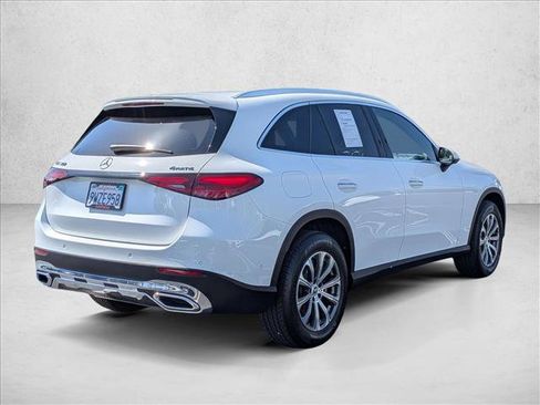 Used 2026 Mercedes-Benz GLC 300 4MATIC image 5