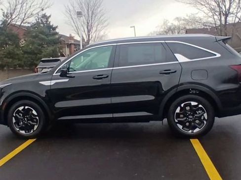 New 2026 Kia Sorento S w/ S Panoramic Sunroof Package FWD image 8