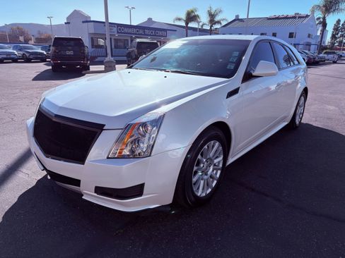 Used 2010 Cadillac CTS Luxury image 4