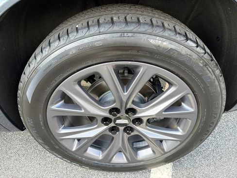 Used 2020 Cadillac XT6 Premium Luxury FWD image 20