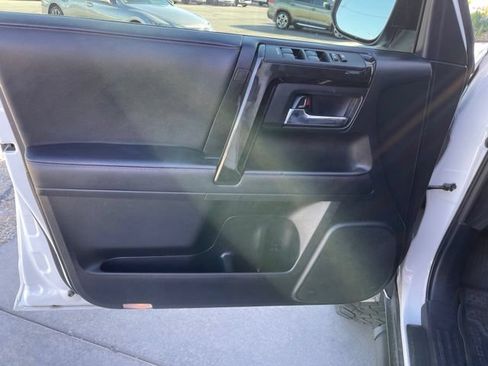 Used 2023 Toyota 4Runner TRD Off-Road Premium AWD/4WD image 13