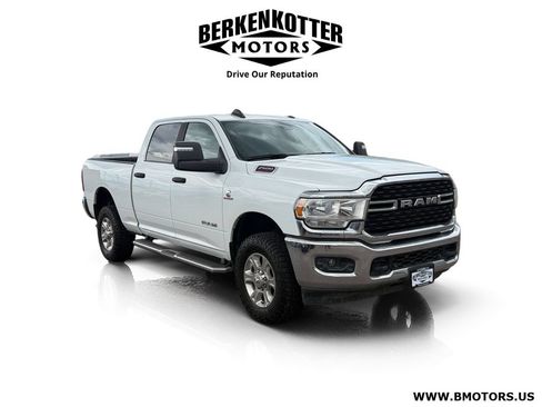 Used 2024 RAM 2500 Big Horn w/ Off Road Package AWD/4WD image 1