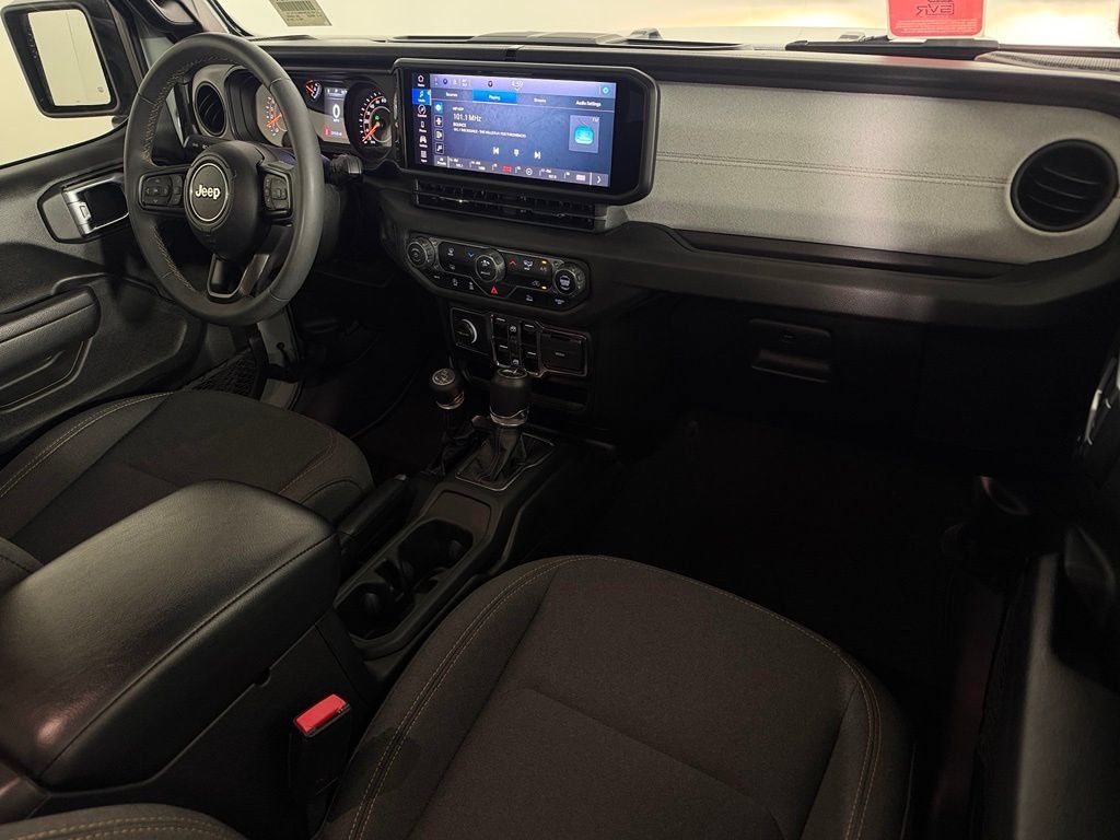 Used 2024 Jeep Wrangler Unlimited Sport AWD/4WD image 14