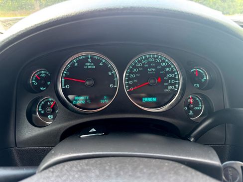 Used 2012 GMC Yukon Denali image 12