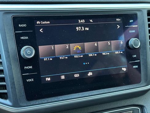 Used 2018 Volkswagen Atlas SE AWD/4WD image 19