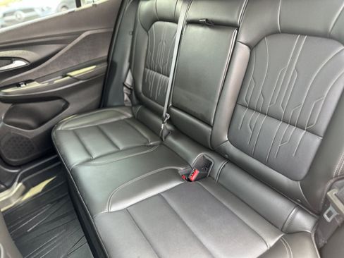 Used 2025 Buick Envista Avenir FWD image 40