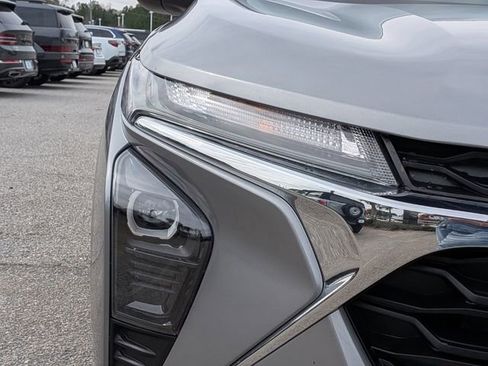 Used 2024 Chevrolet Trax LS w/ Driver Confidence Package image 10