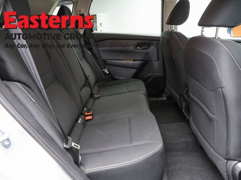 Used 2024 Nissan Rogue S AWD/4WD image 23