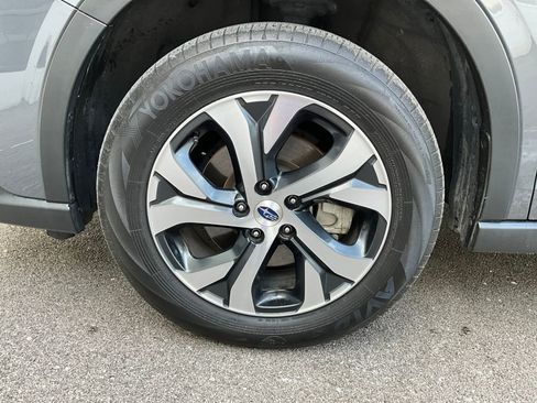 Certified 2022 Subaru Outback Limited image 36